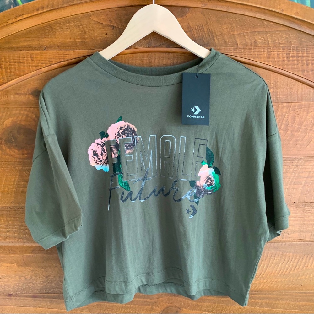 Converse Oversized Fit Crop Top.